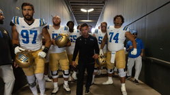 'Burn the boats': UCLA coach's fiery pregame speech before Oregon game was pure Hollywood Church Find