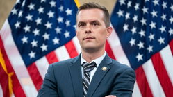 Outgoing House Democrat backs incumbent Republican lawmaker for re-election Church Find